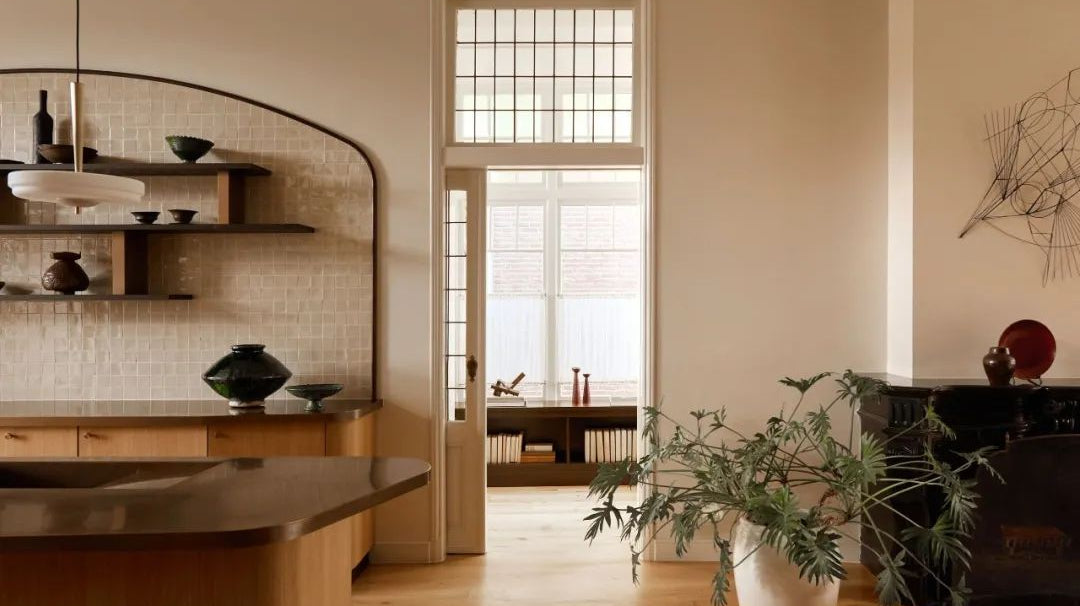 Vintage Style: Immerse in Artistic Atmosphere, Experience Comfort and Delight