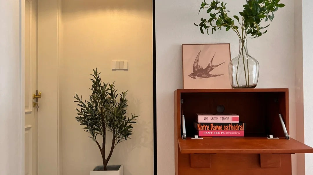 Transform Small Spaces with "THE 1920 Cabinet": Your Solution for Efficient Storage